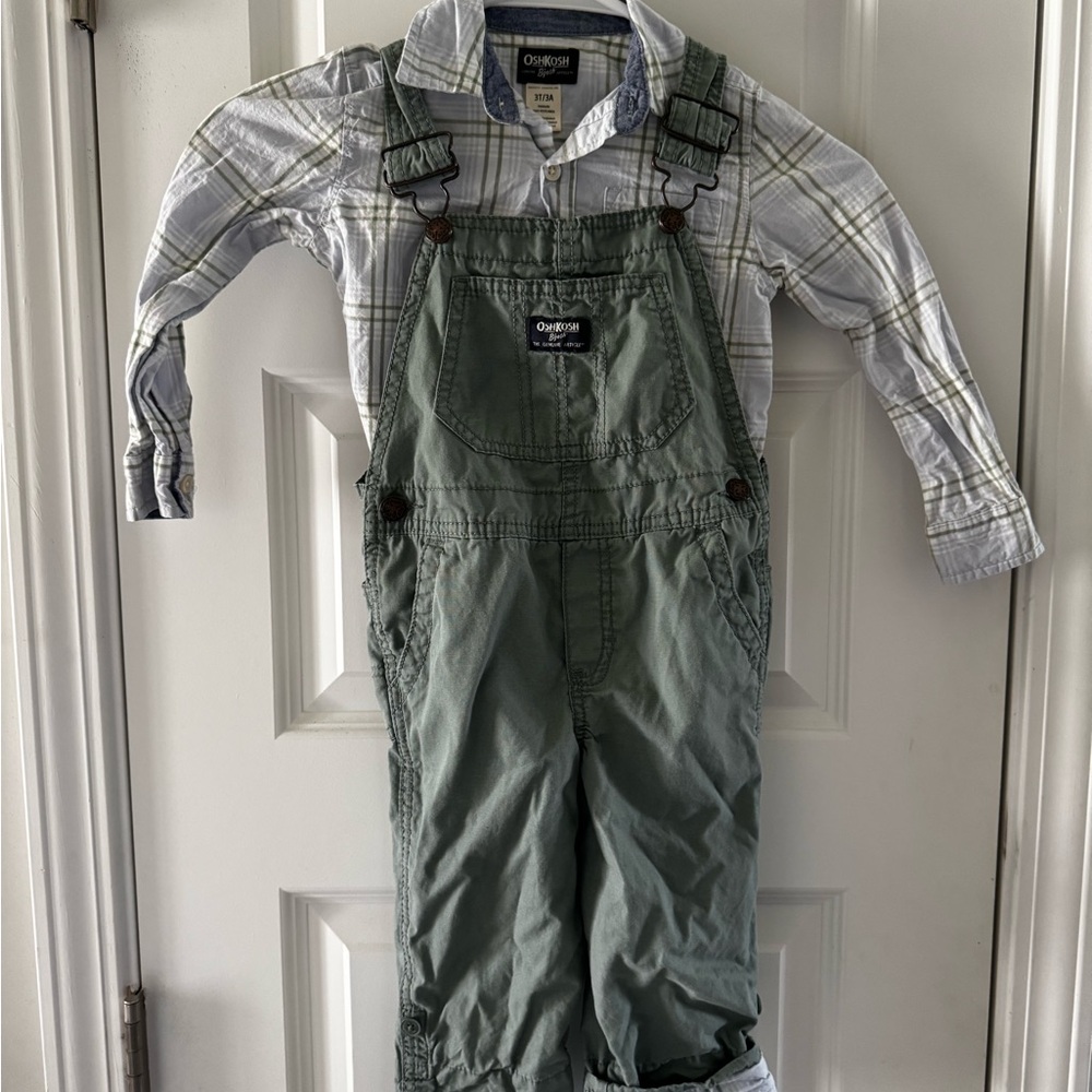 OshKosh B'gosh Green Overalls with Plaid Shirt